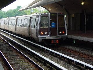 Blue Line train at Cheverly