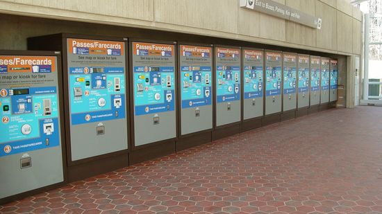 Farecard machines at Morgan Boulevard, December 21, 2004