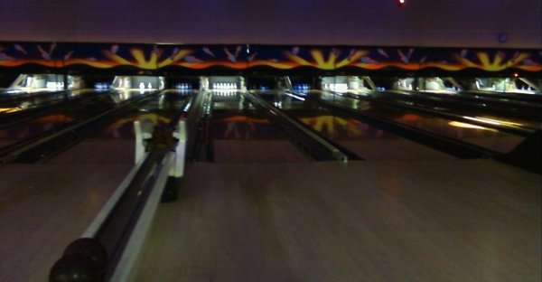 Cosmic Bowling lighting