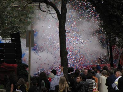 And with a blast of smoke and confetti, the Ideal Org was declared open.