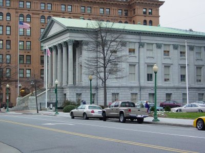 Photo of the Owen B. Pickett U.S. Custom House in Norfolk, Virginia