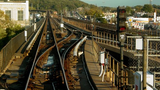 This is the pocket track east of Stadium-Armory, of the same basic design as Mt. Vernon Square. Mt. Vernon Square's pocket track is in a tunnel rather than above ground.