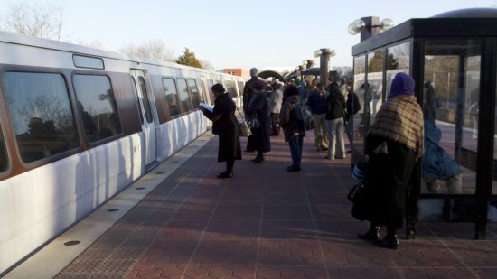 Train offloaded at Takoma