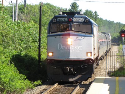 The Downeaster arrives to pick me up at Durham station