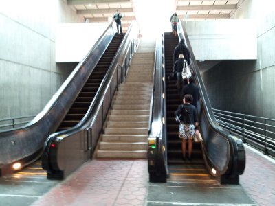 Dunn Loring's escalator configuration