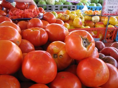 Red tomatoes