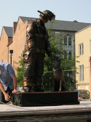 Closeup of the statue.