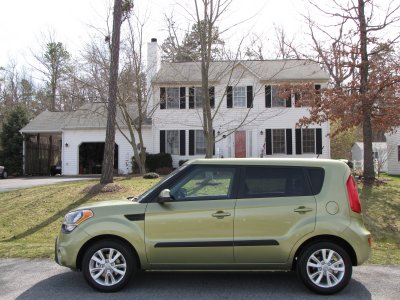 And here's a photo that I took of the house before I realized that the car was in the way.