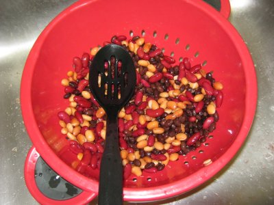 Beans in the colander after rinsing.