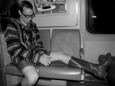 "Acting natural" on Rohr 1179 on the Blue Line heading to L'Enfant Plaza.