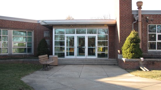 Entrance to Bozorth Hall