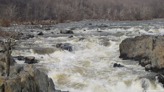 Great Falls in winter, from the Virginia side