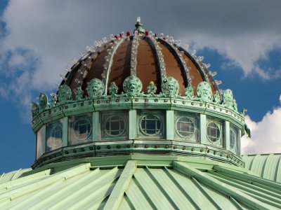 Detail of the dome on the roof of the carousel house.  Not sure if these lights on top of the dome are still functional, but I would love it if they are.