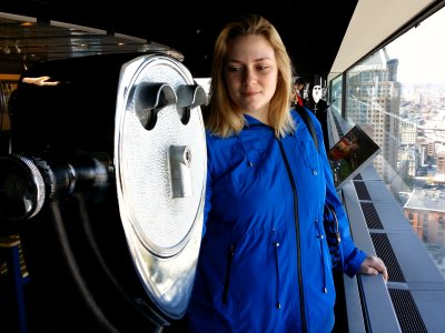 Melissa found the swinging motion of the viewer on the observation deck to be somewhat mesmerizing.  I was amused by the jangling sound of the change inside it as Melissa moved it around.