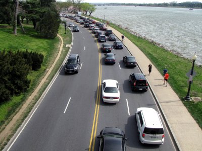 Ohio Drive SW.  The backed up traffic is headed toward the Tidal Basin.  Why someone would drive in to see the cherry blossoms, I don't know.