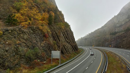 Same location as above, but showing more of the north side of the cut.