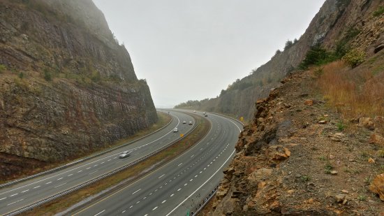 View of the Sideling Hill cut from the observation deck over the eastbound side.