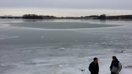 An icy Potomac River