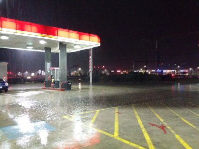 Rain at the Sheetz in Haymarket