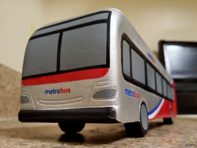 Toy 7001, photographed in my kitchen at a similar angle to how I would photograph a real bus.