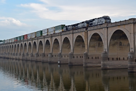 Norfolk Southern train on the bridge, viewed from the east.