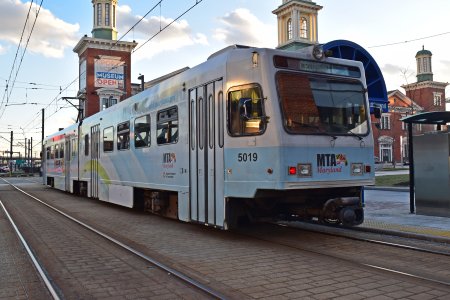 Cromwell-bound LRV at Convention Center station.