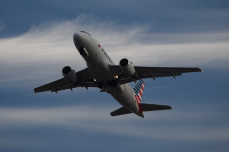 N715UW, an Airbus A319-112 for American Airlines. Formerly painted in US Airways colors.