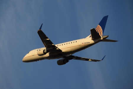 N858RW, an Embraer 170SE operated by Shuttle America for United Express.