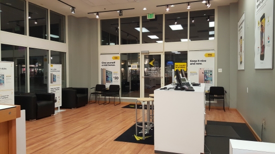 The front of the Sprint store.