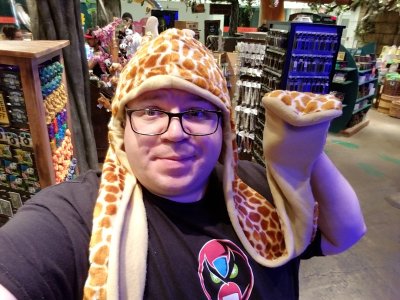 Giraffe hat!