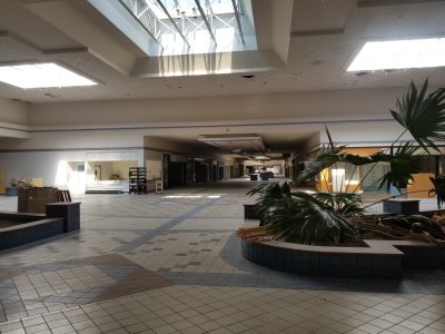 Frederick Towne Mall