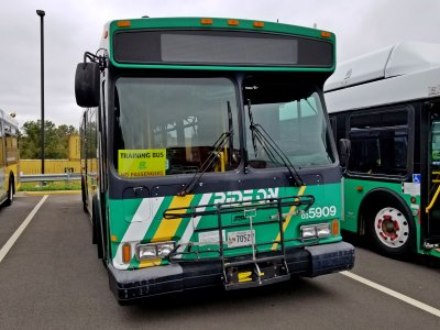 Ride On 5909, an Orion VII CNG.