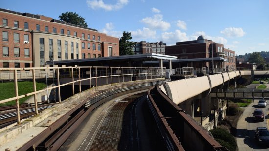 Approaching Beechurst station.