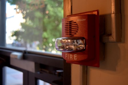 Simplex horn/strobe at the Citizens Bank building