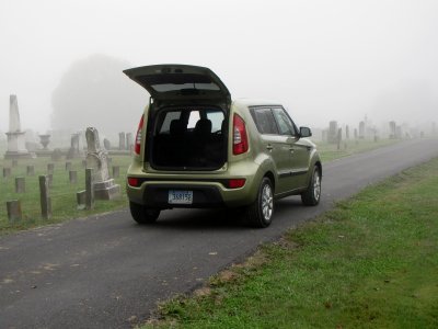 At Edge Hill Cemetery, getting ready to photograph in the fog.