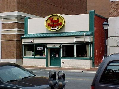 Thai Peppers is long gone (though the company is still around), and since 2007 or 2008, the building has housed a business called Ernie's Crab House.