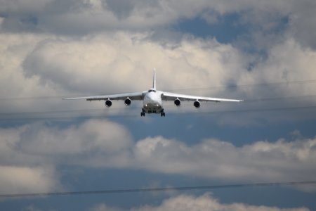 The Antonov An-124 comes in for a landing at BWI, viewed from the Thomas A. Dixon, Jr. Aircraft Observation Area.