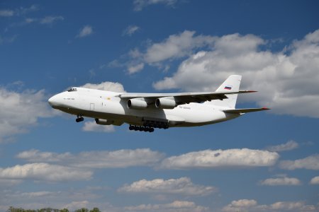 The Antonov An-124 comes in for a landing at BWI, viewed from the Thomas A. Dixon, Jr. Aircraft Observation Area.