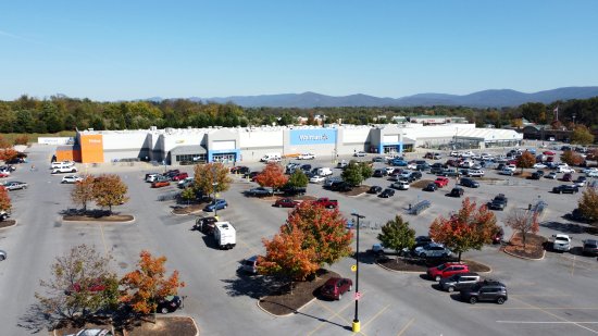 Walmart store #5117 in Waynesboro, Virginia