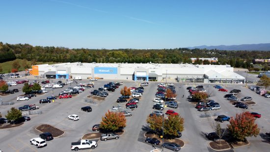 Walmart store #5117 in Waynesboro, Virginia