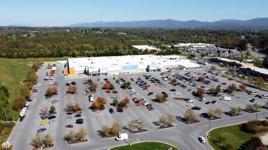 Walmart store #5117 in Waynesboro, Virginia