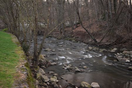 Burnt Mills Dam