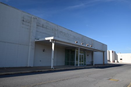 Entrance to the former Peebles space.