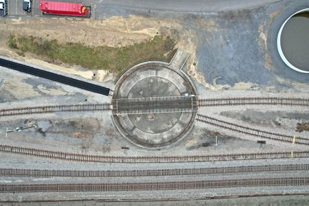 The turntable at the CSX yard.