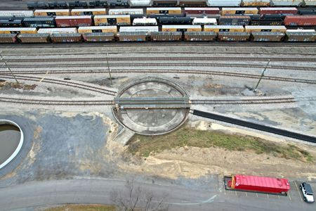 The turntable at the CSX yard.