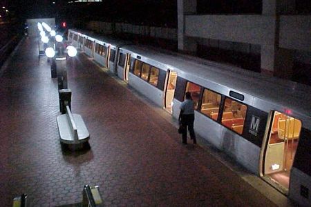 View of the platform at Franconia-Springfield, viewed from the escalator.