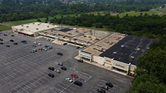 Wayne Heights Mall in Waynesboro, Pennsylvania