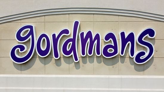 Straight-on shot of the sign on the former Gordmans.