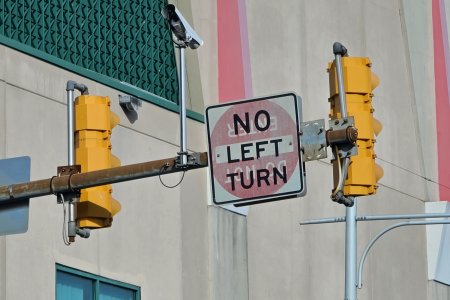 "No left turn"