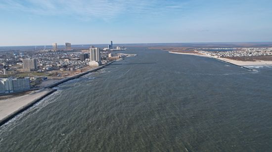 View across Absecon Inlet between Atlantic City (left) and Brigantine (right).